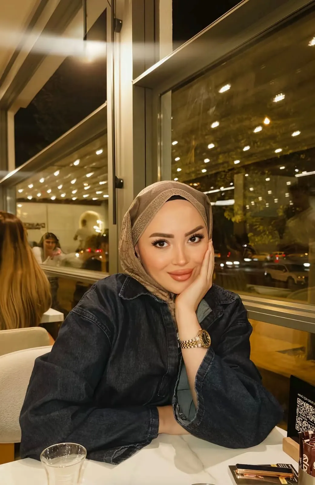 Zeyno Mamak Escort